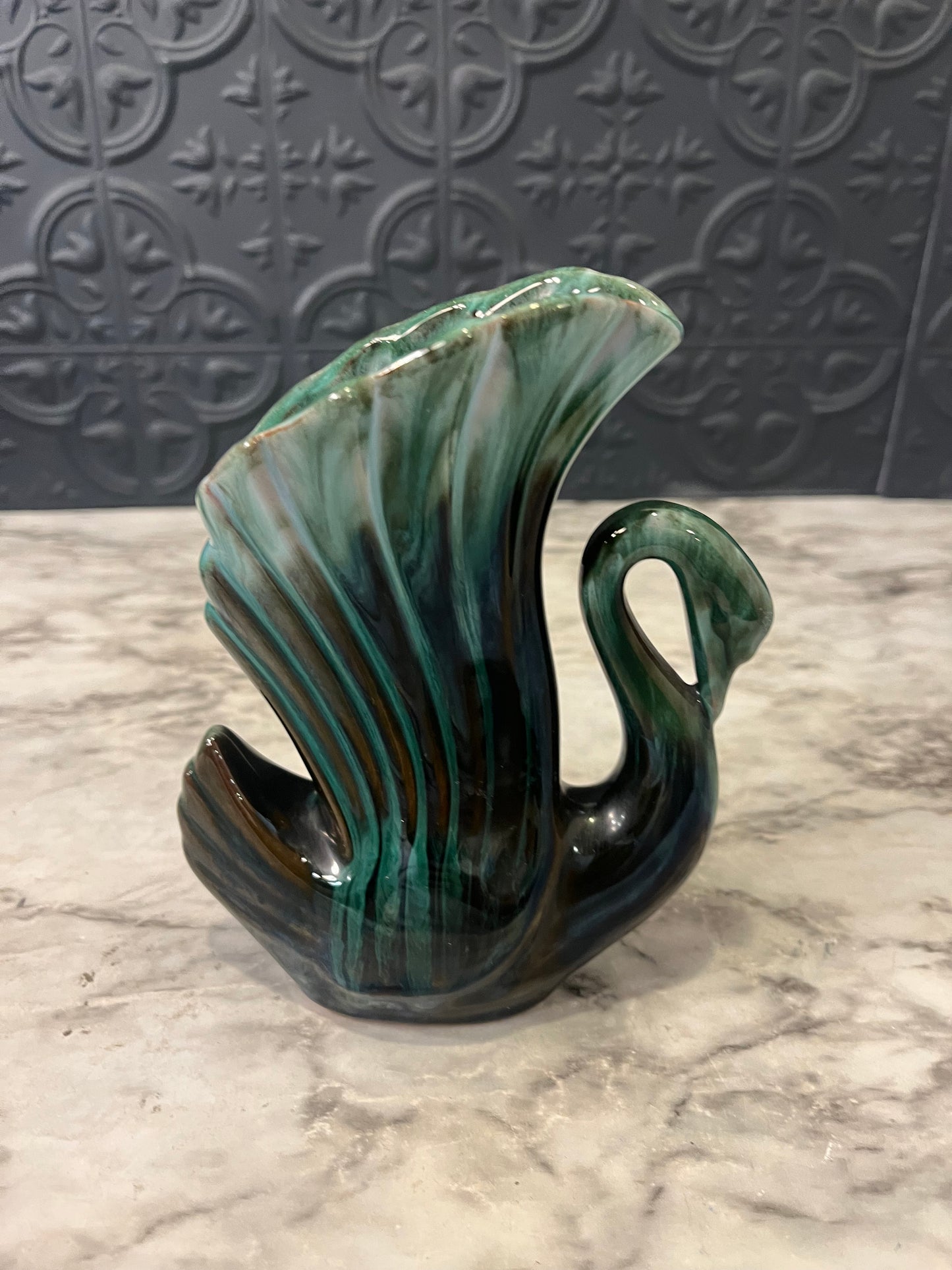 Blue Mountain Pottery Green Swan Vase