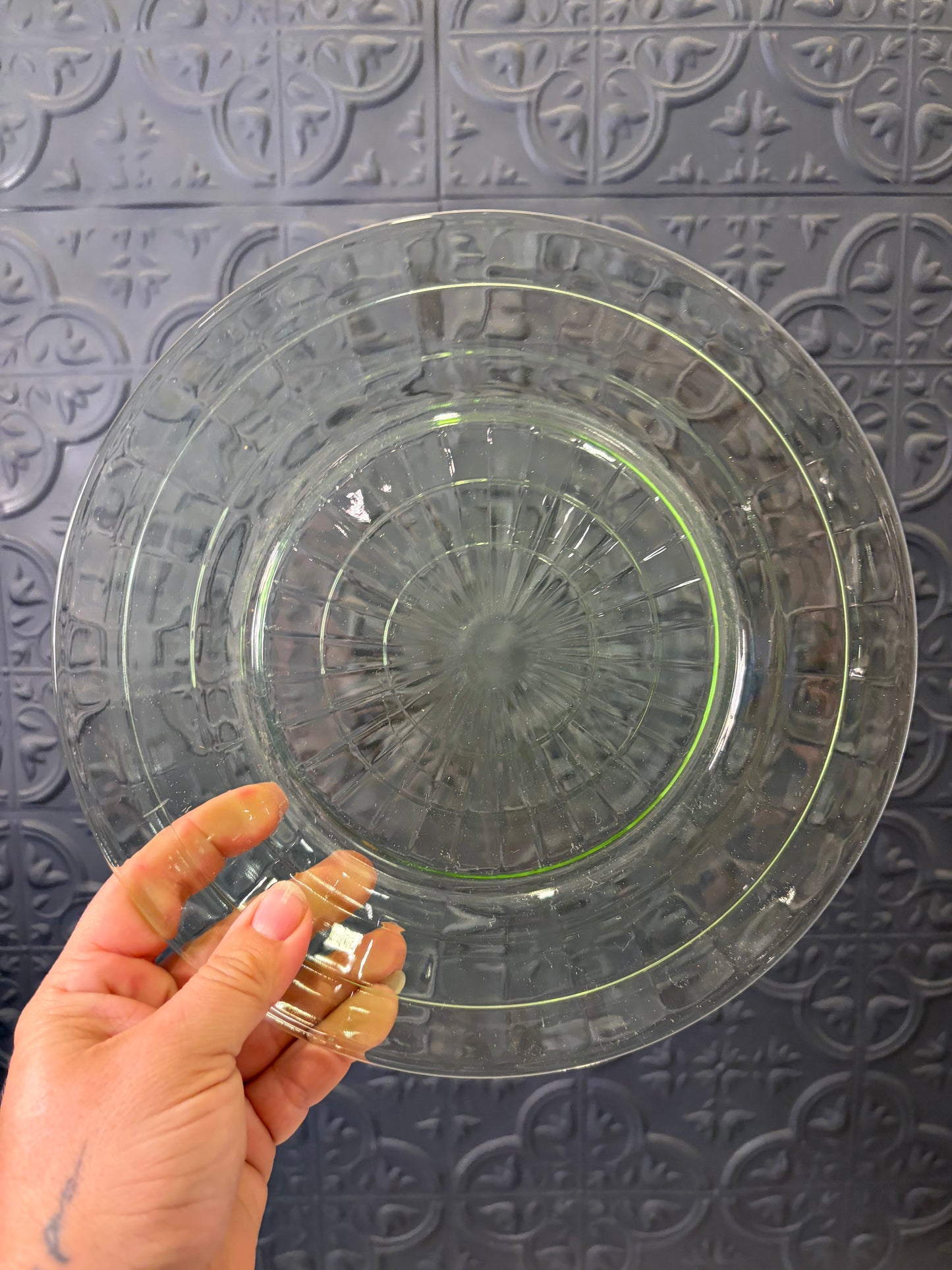 9" UV Reactive Plate