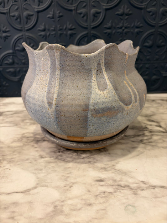 Grey Scallop Two Piece Planter