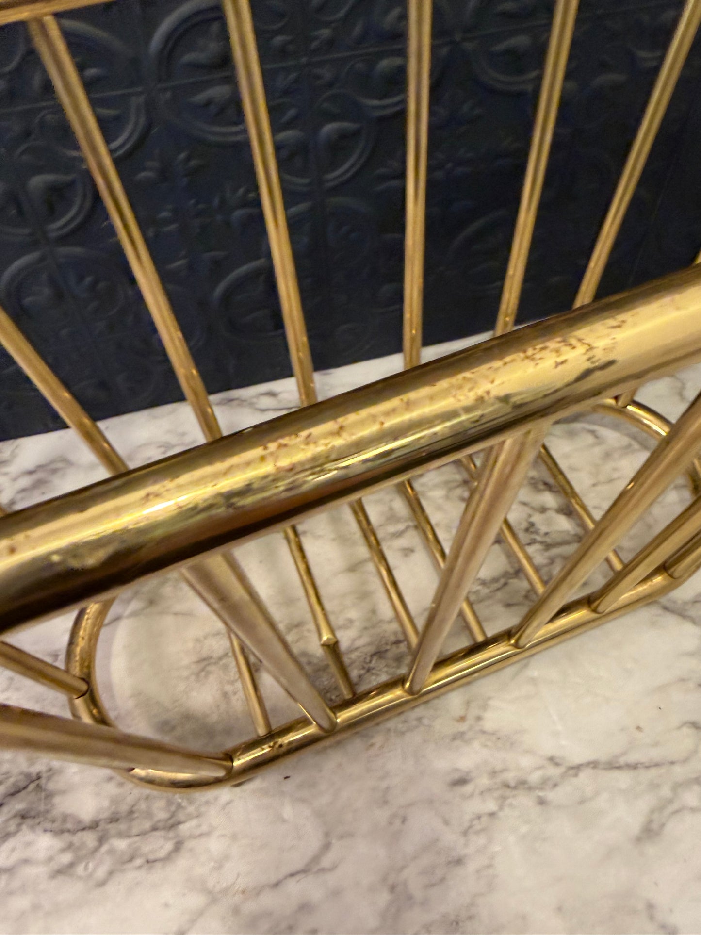 Brass Oval Magazine Holder