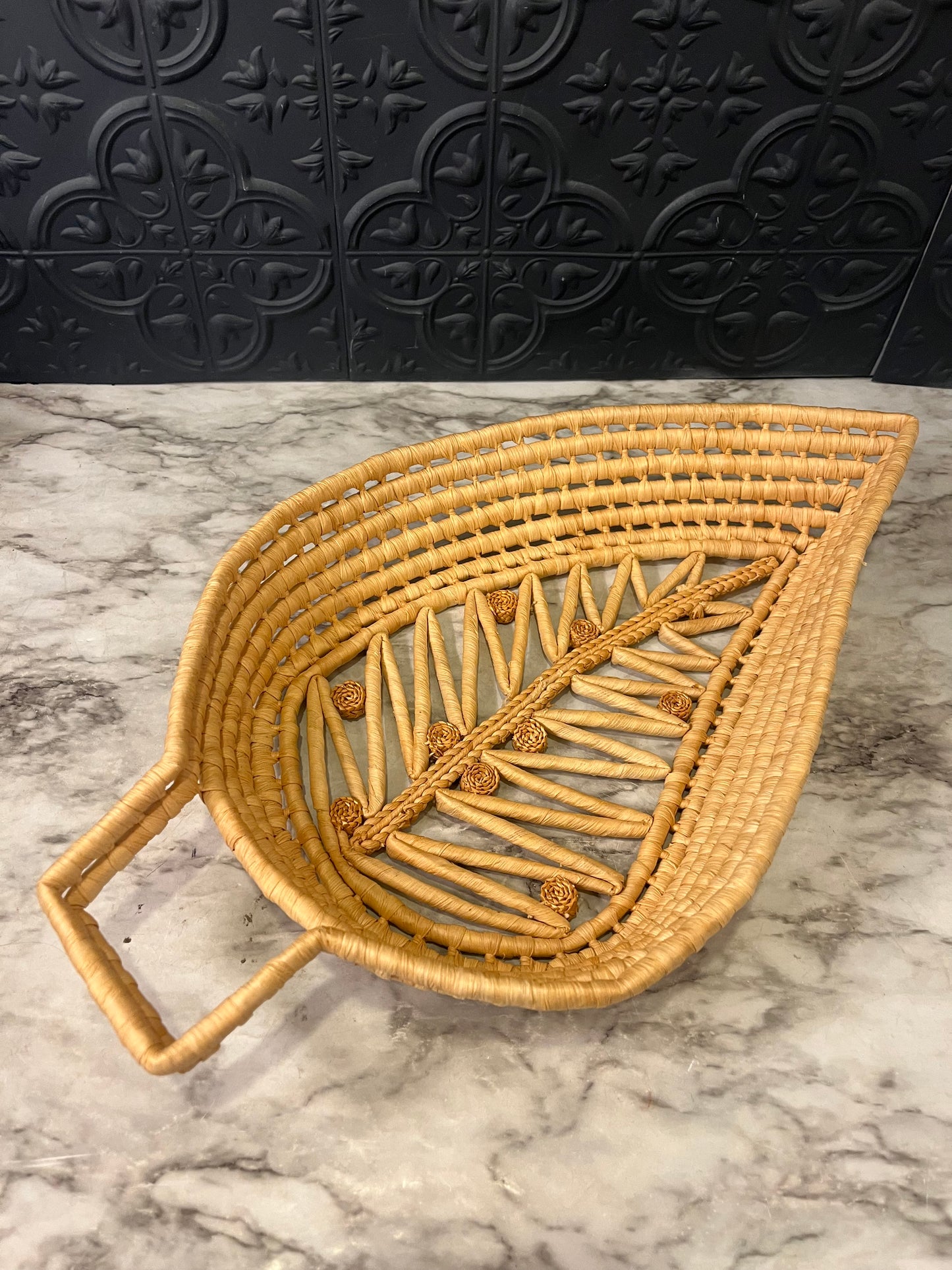 Leaf Shape Basket