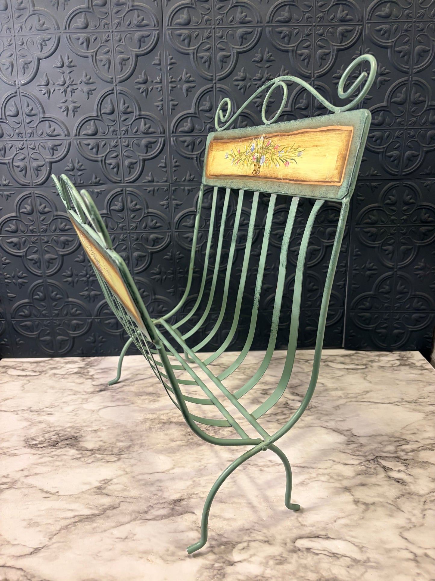 Collapsible Metal Magazine rack with Painted flowers