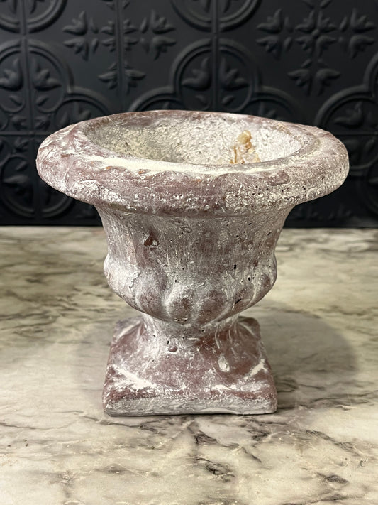 Small Whitewash urn