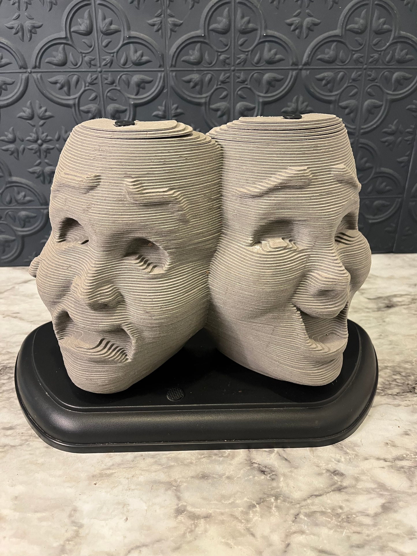 1997 Milton Bradley 3D Drama Masks