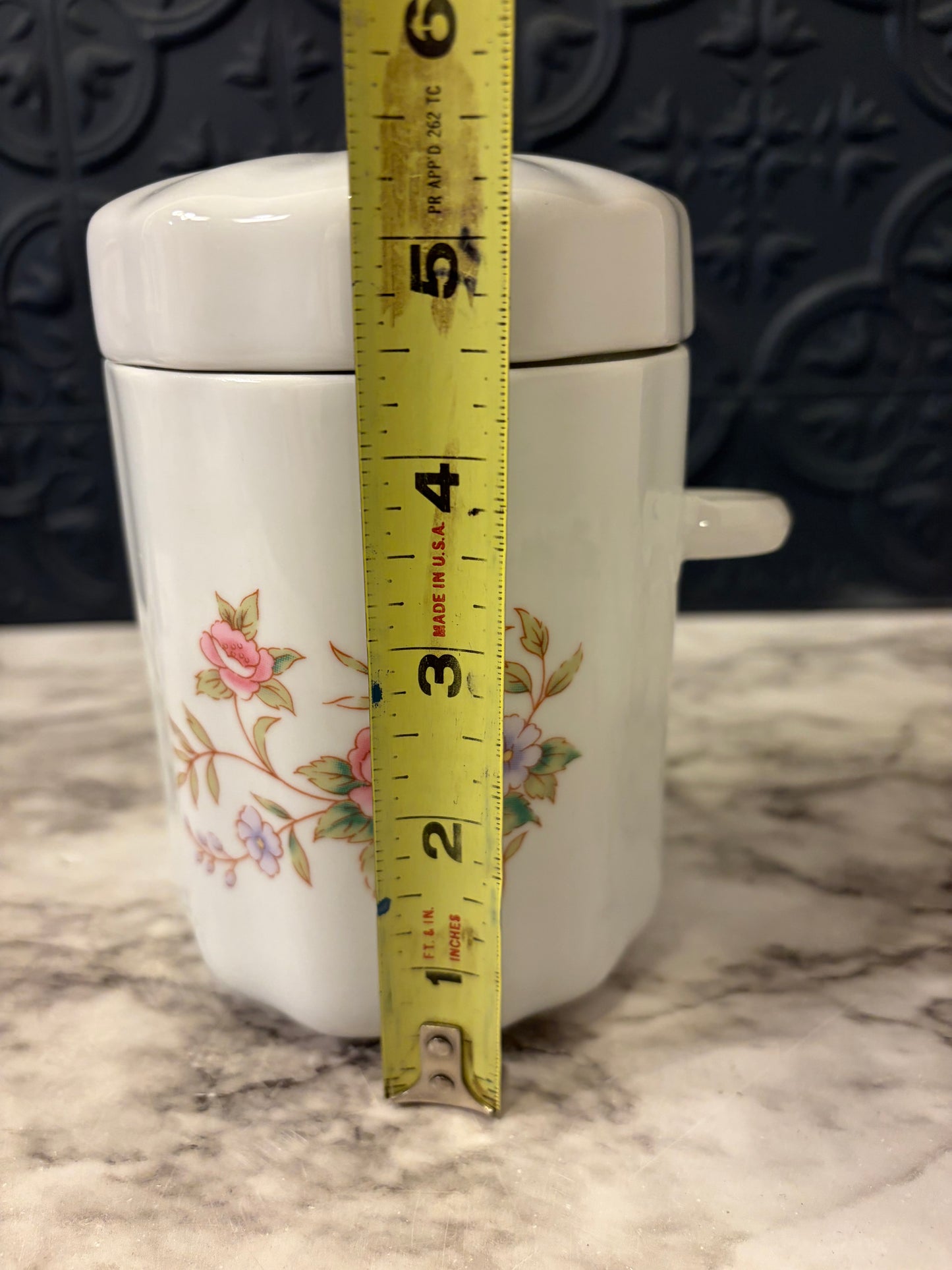 Ceramic Lidded Canister Missing spoon
