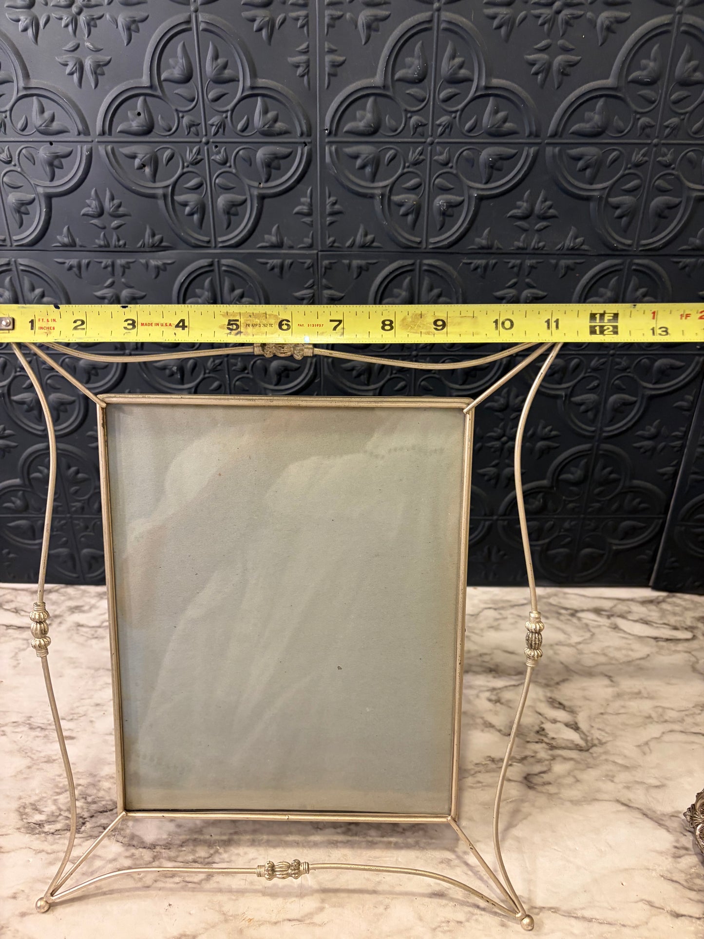 Silvertone Metal Rope Style Frame