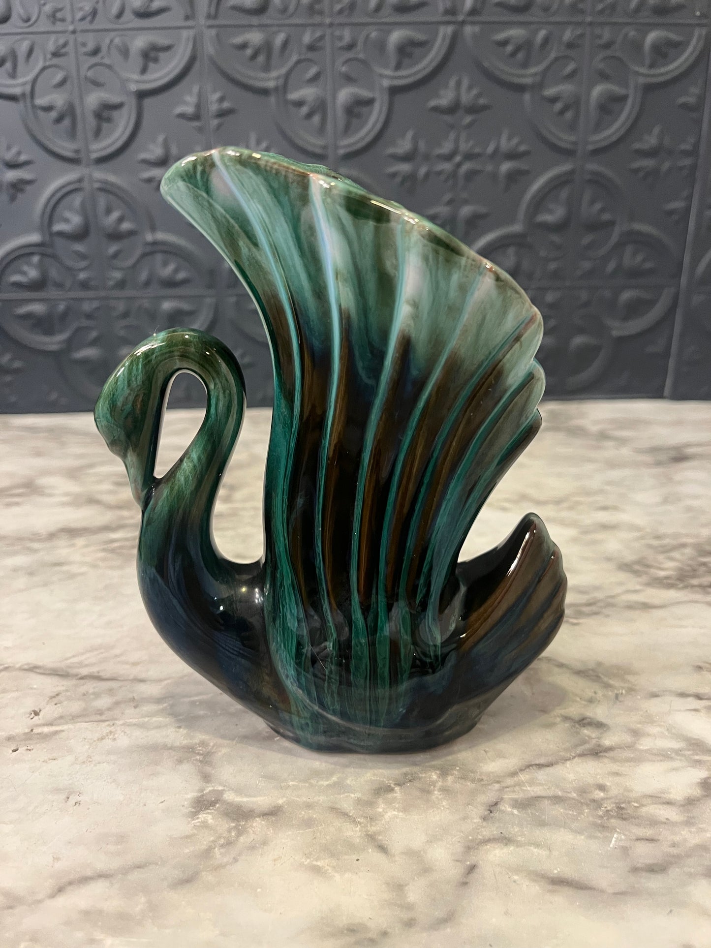 Blue Mountain Pottery Green Swan Vase