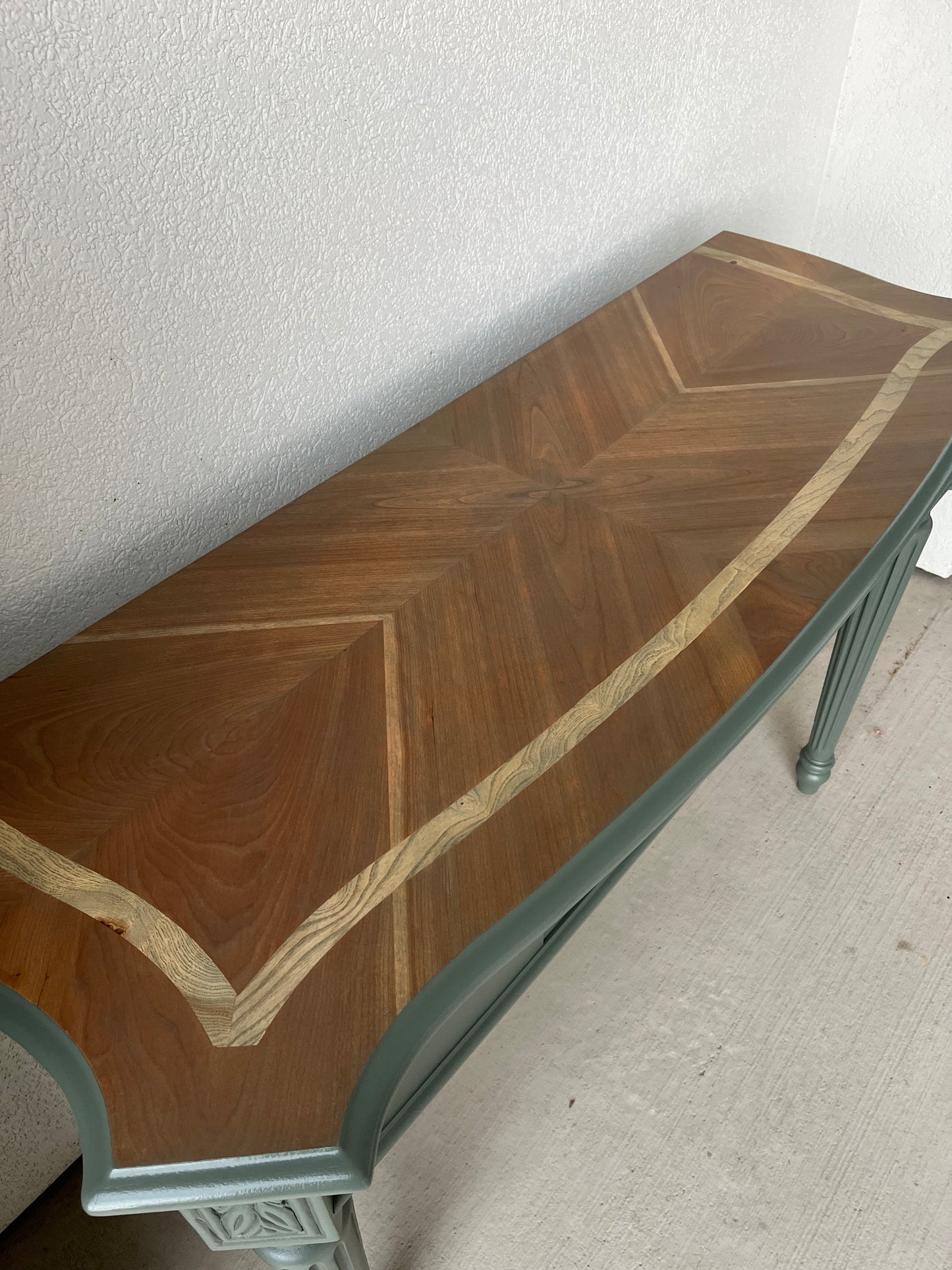 Green Entry Table with Wood Inlay Top Whitewashed