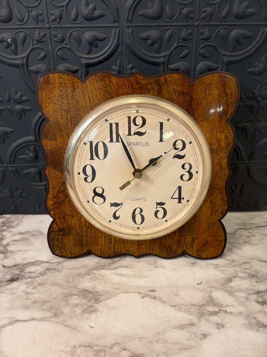Vintage Spartus Quartz Wall Clock 1970's AS IS