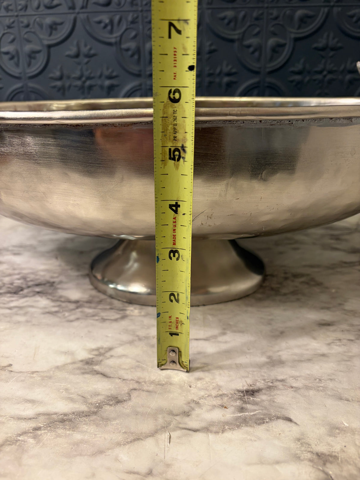 Hammered Metal Stag Pedestal Bowl