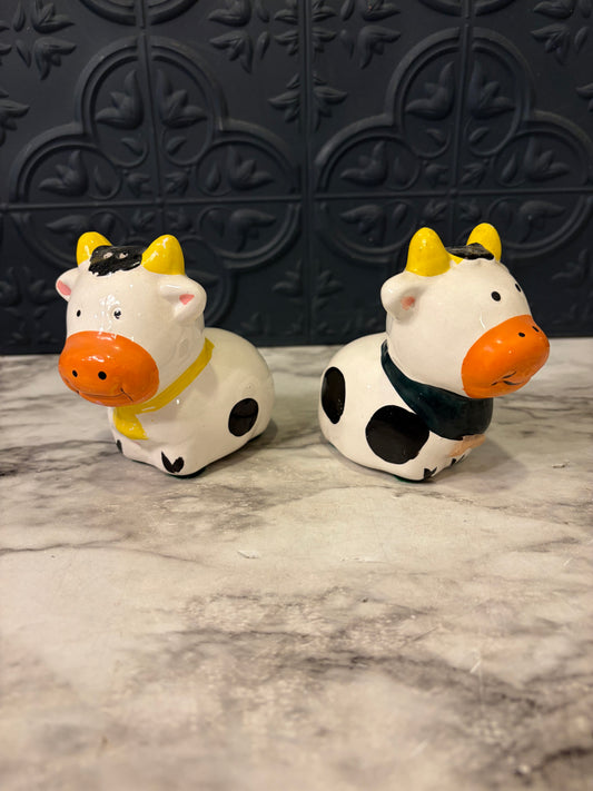 Cow Salt and Pepper Shakers