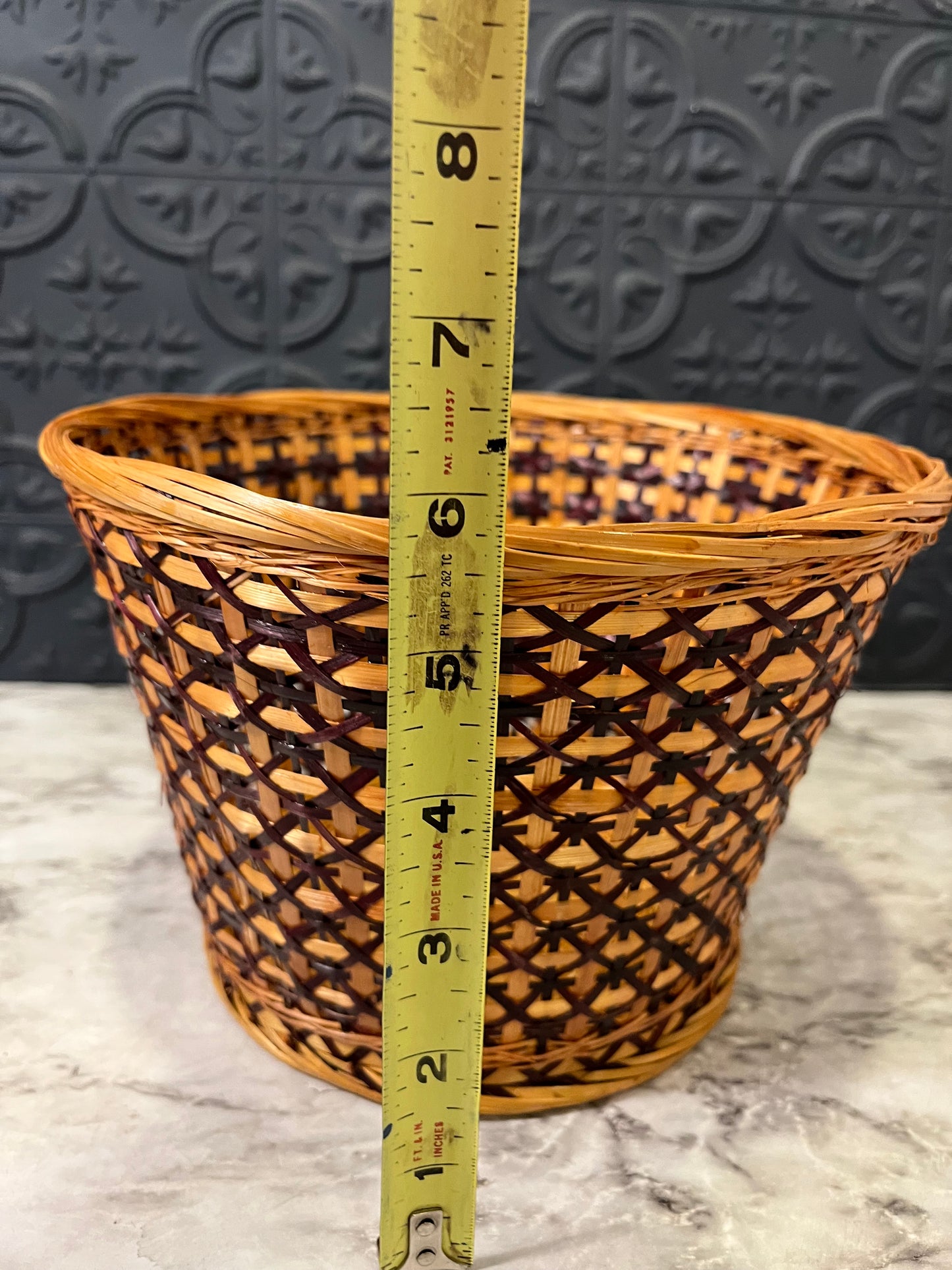Vintage basket with Dark Strands