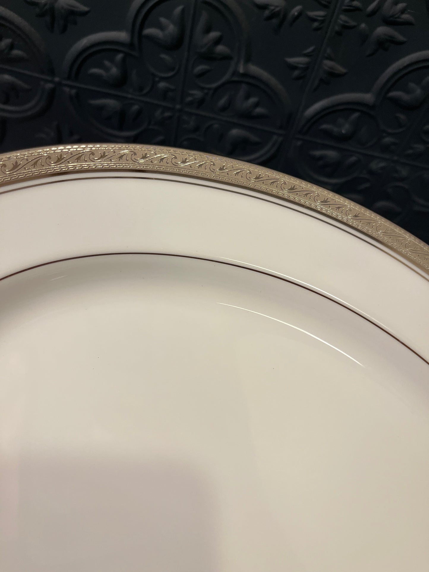 Noritake Crestwood Oval Serving Platter