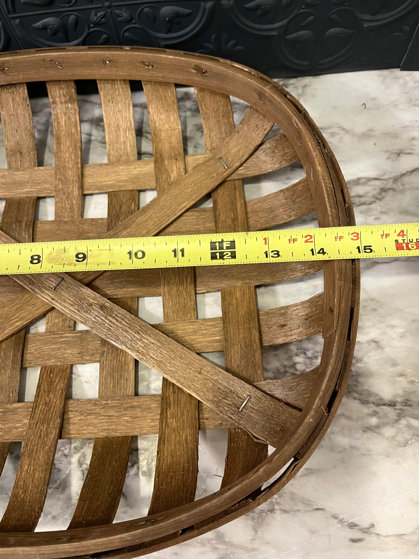 Tobacco Basket