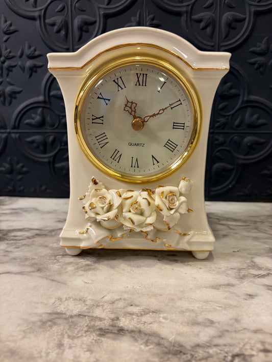 Avon Winter Rose Ivory Quart Clock