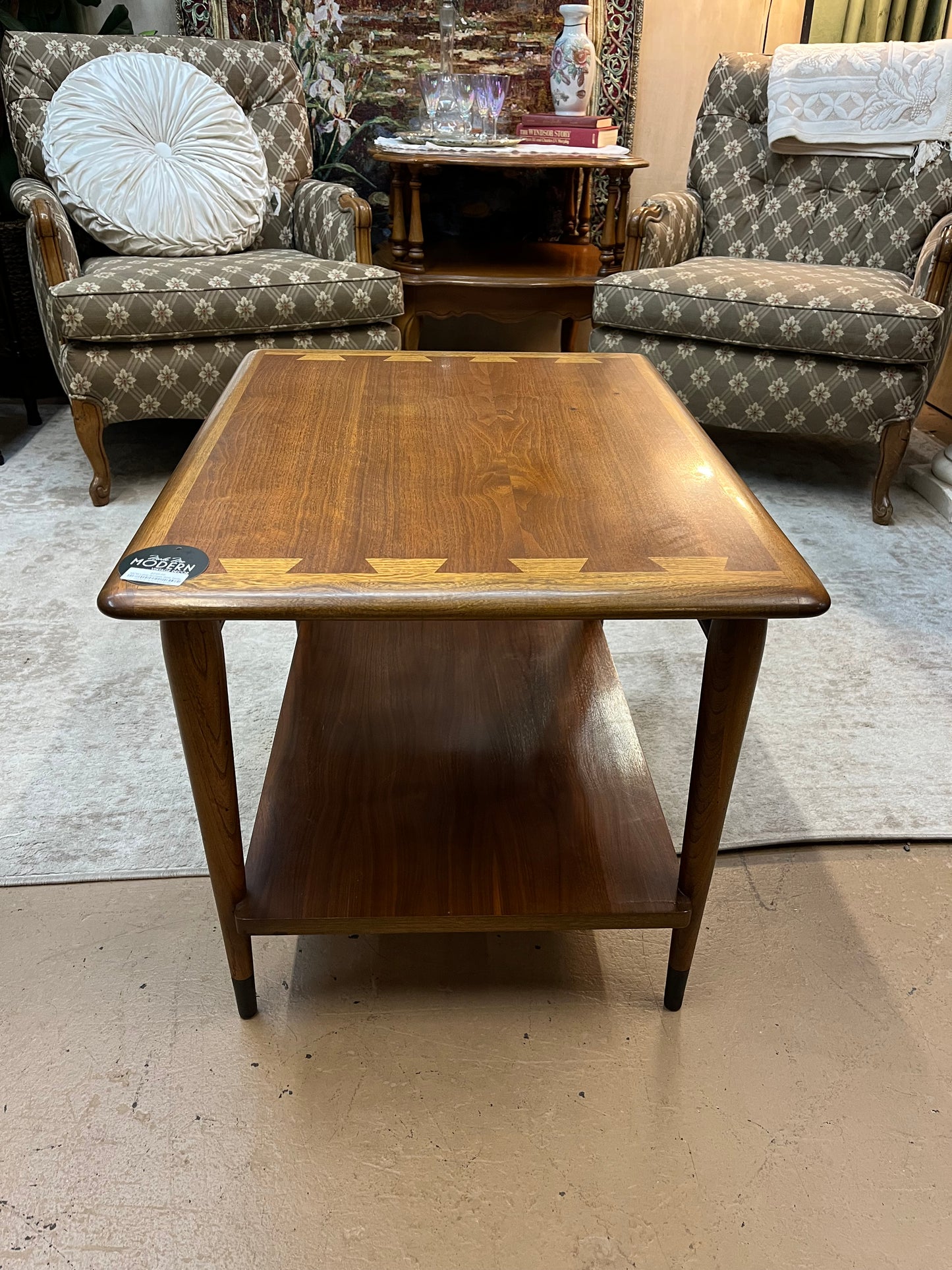 MCM Lane Acclaim Side Table Maple and Elm