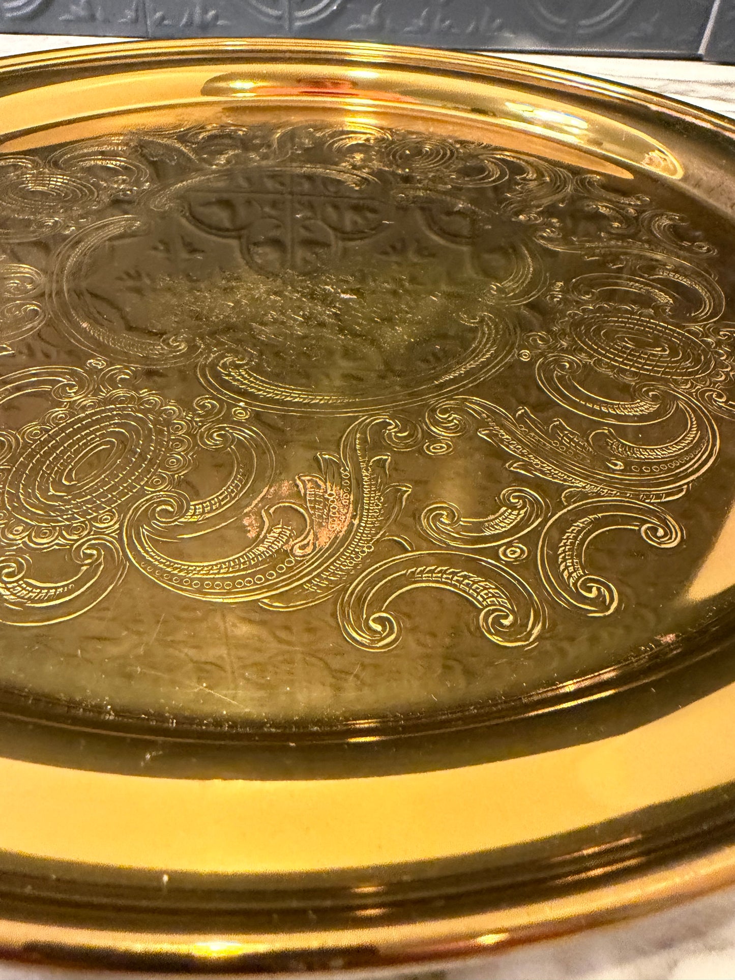 Baldwin Round Etched Tray 14"