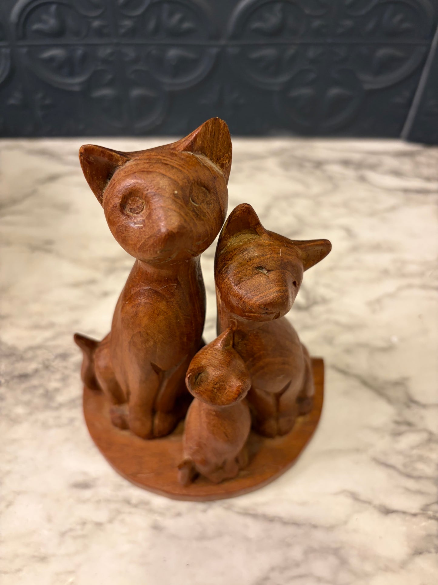 Wooden Cat Family