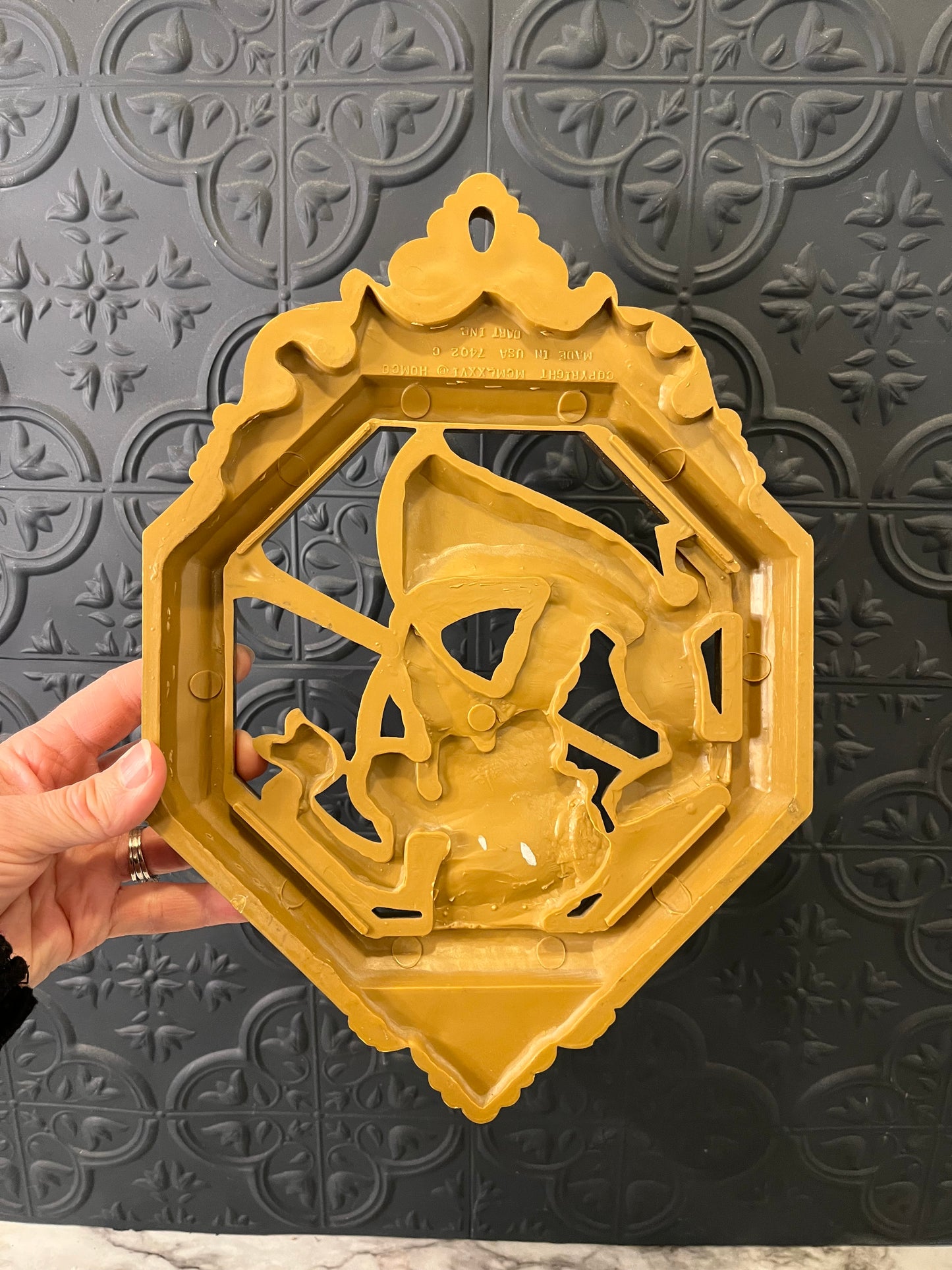 Octagon Homco Musical Wall Plaque Horn