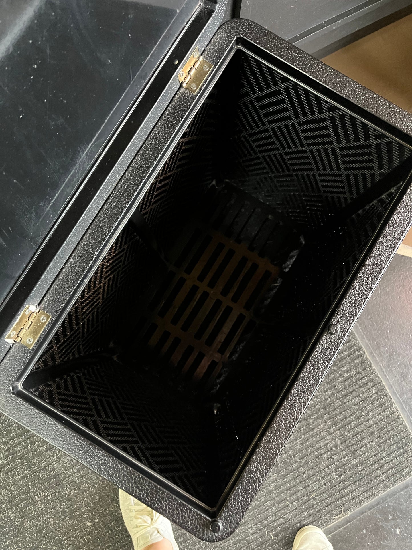 Black Hamper