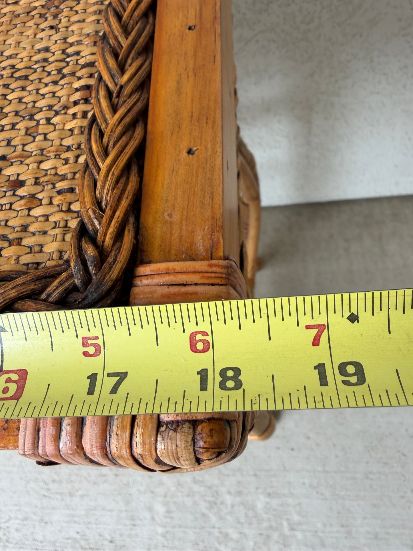 Vintage Bamboo Wine Rack with Tray