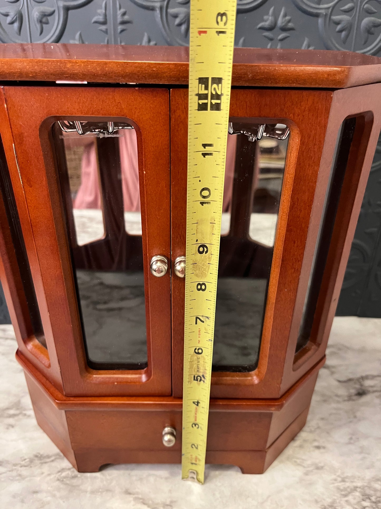 Vintage Jewelry Box with Spinning Hangers