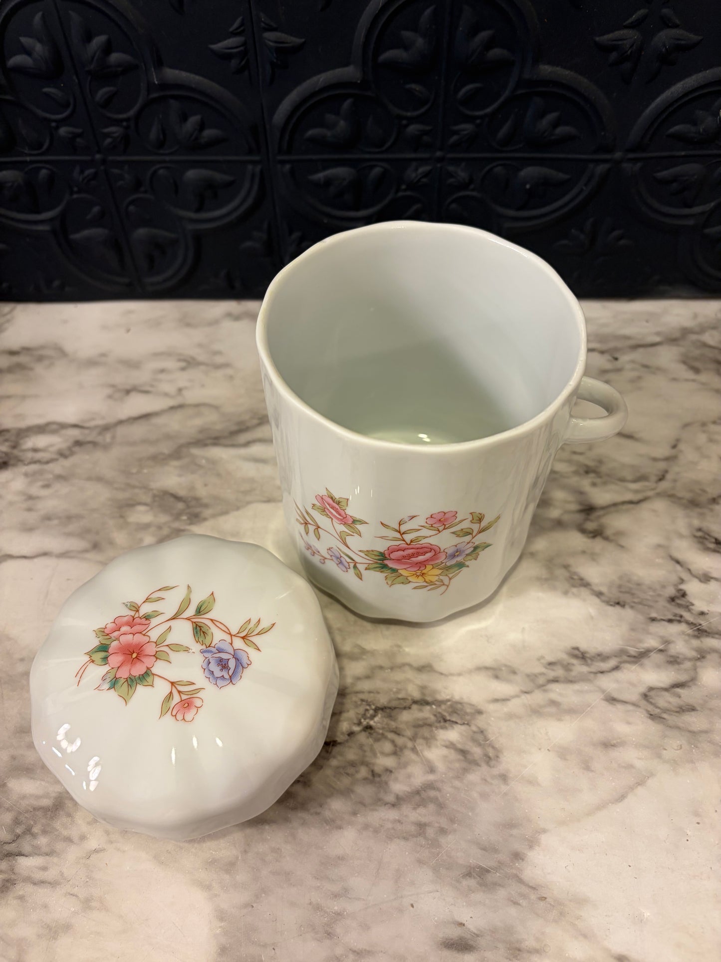 Ceramic Lidded Canister Missing spoon