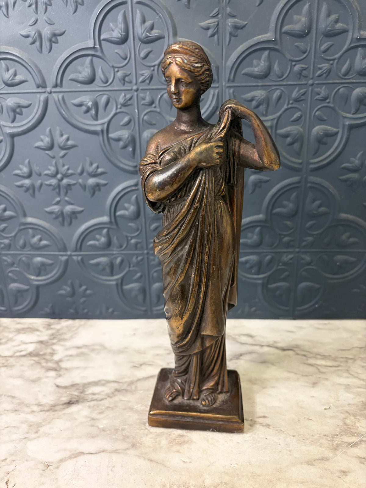 10" Statue of Woman in Bronze Tone