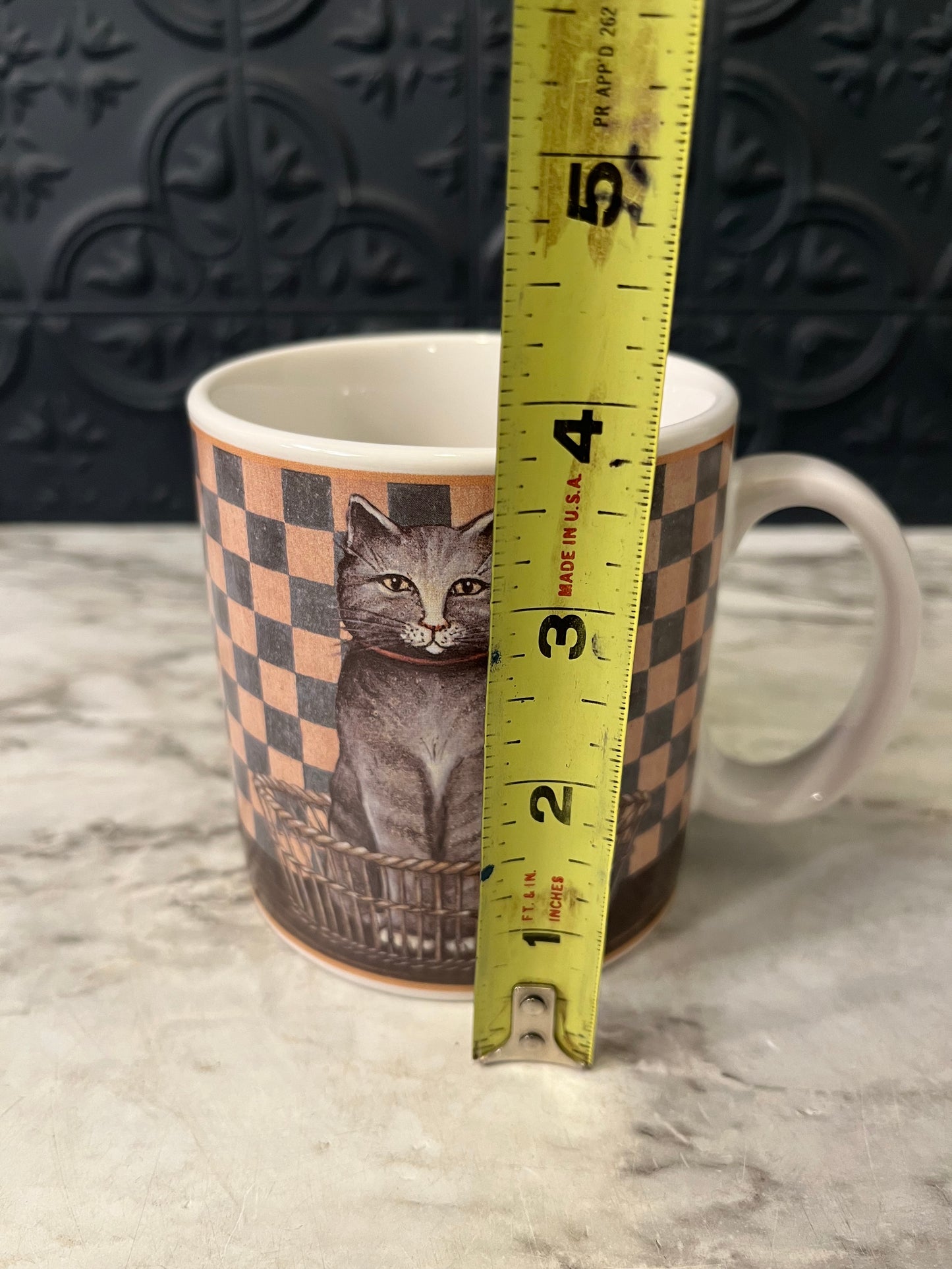 Set of 2 Oneida Cat Mugs