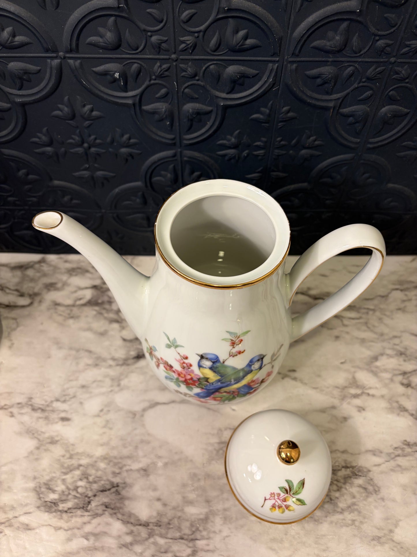 Mottahedeh Coffee Pot with Birds