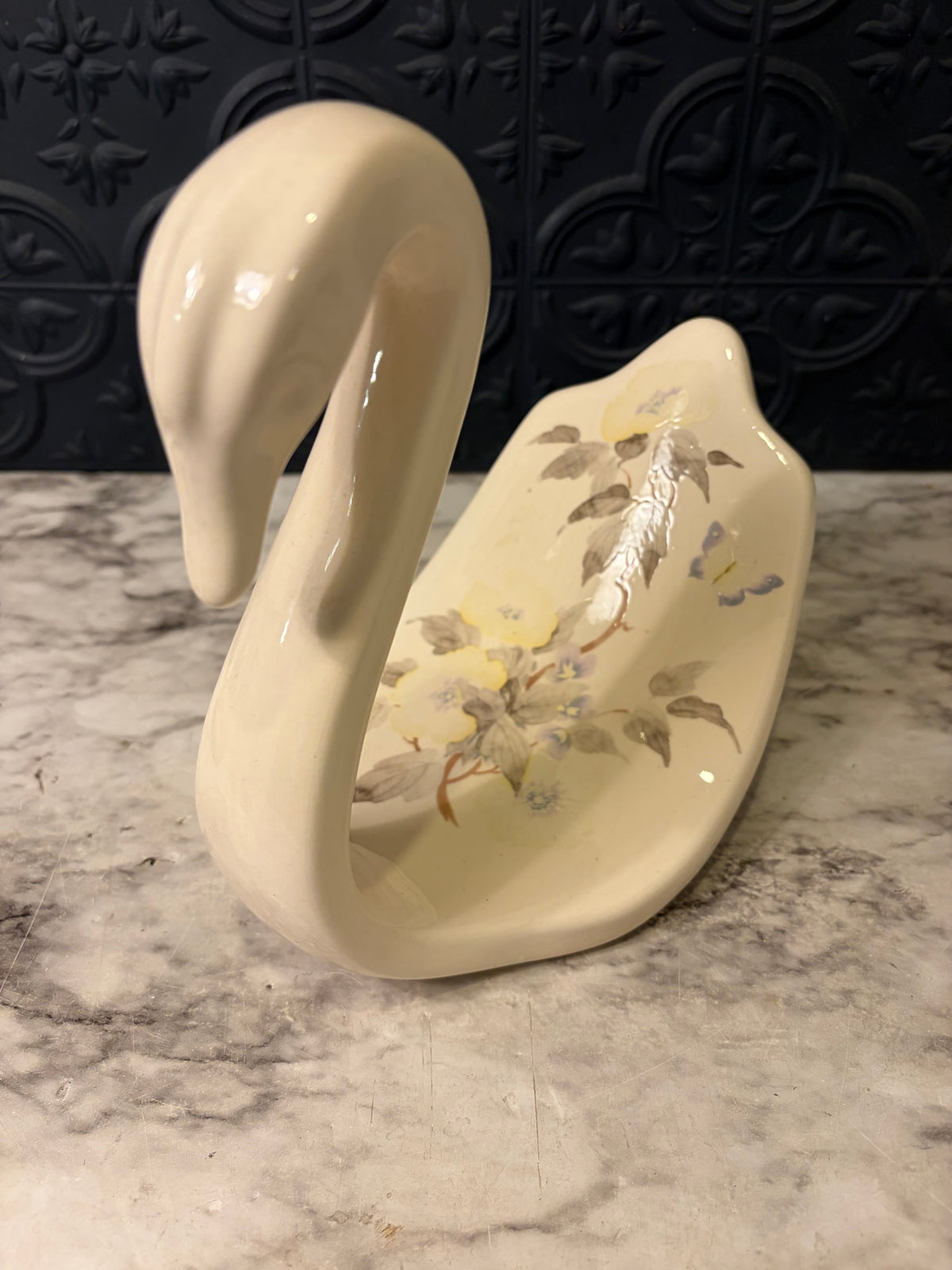 Vintage Ceramic Swan Washcloth Holder