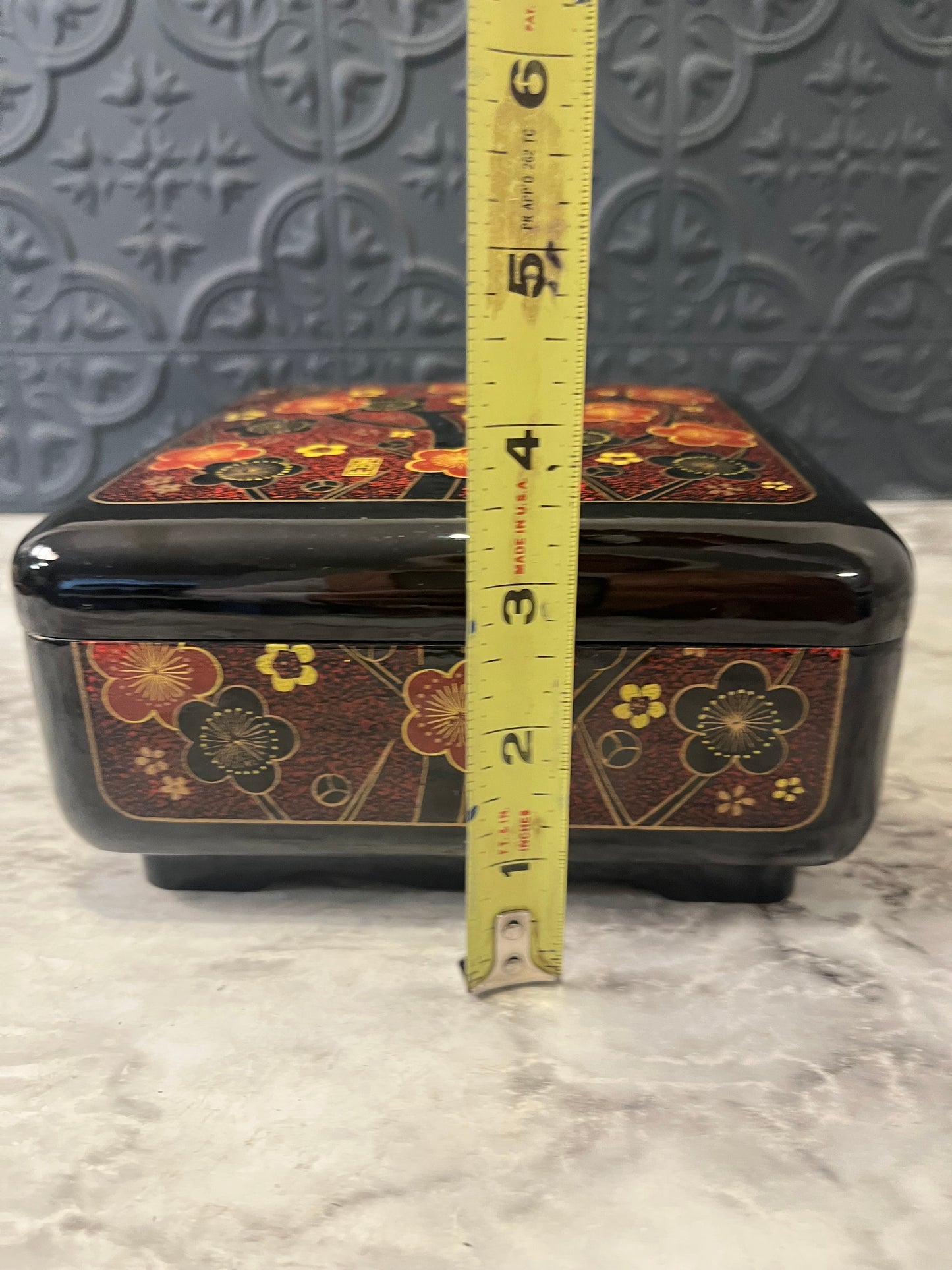 Japanese Laquer box with flowers