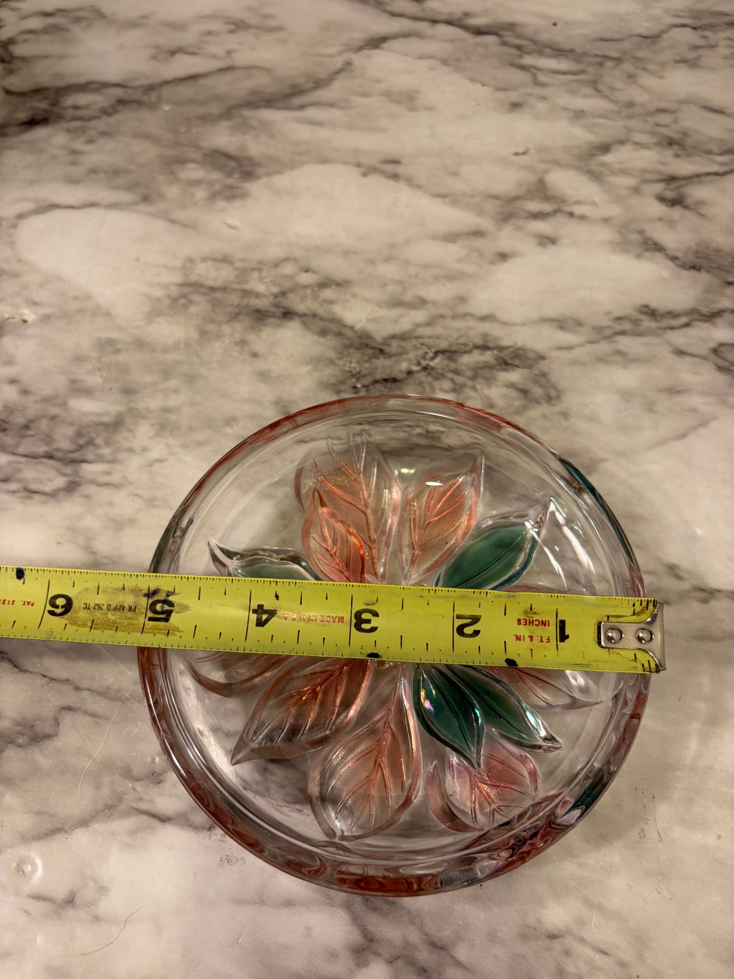 Poinsetta Round Glass Dish