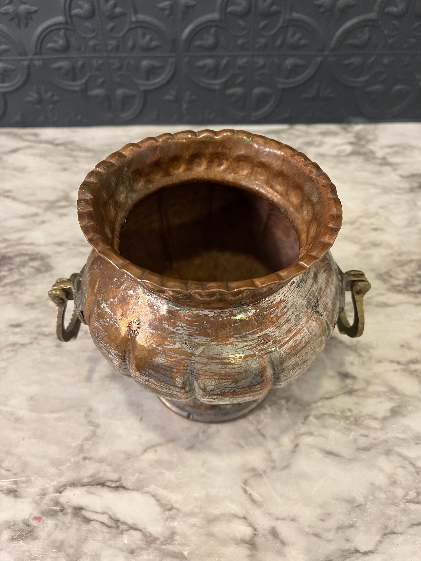 Hammered Copper planter with handles