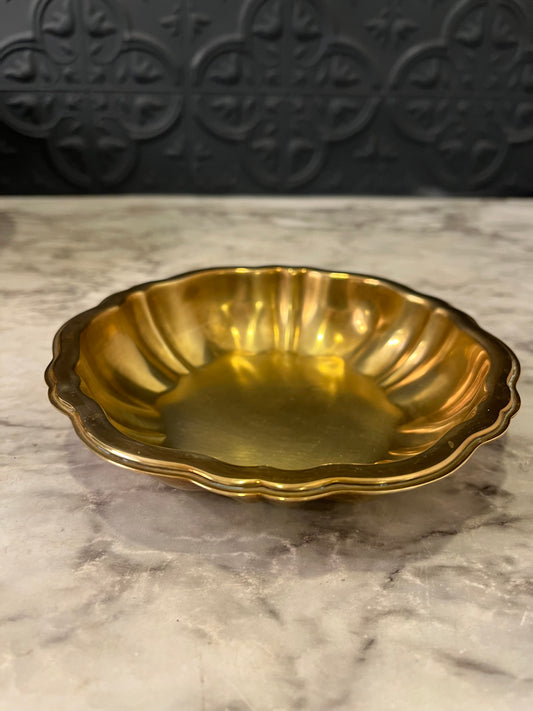 Brass Plate 5.5" Scallop edge