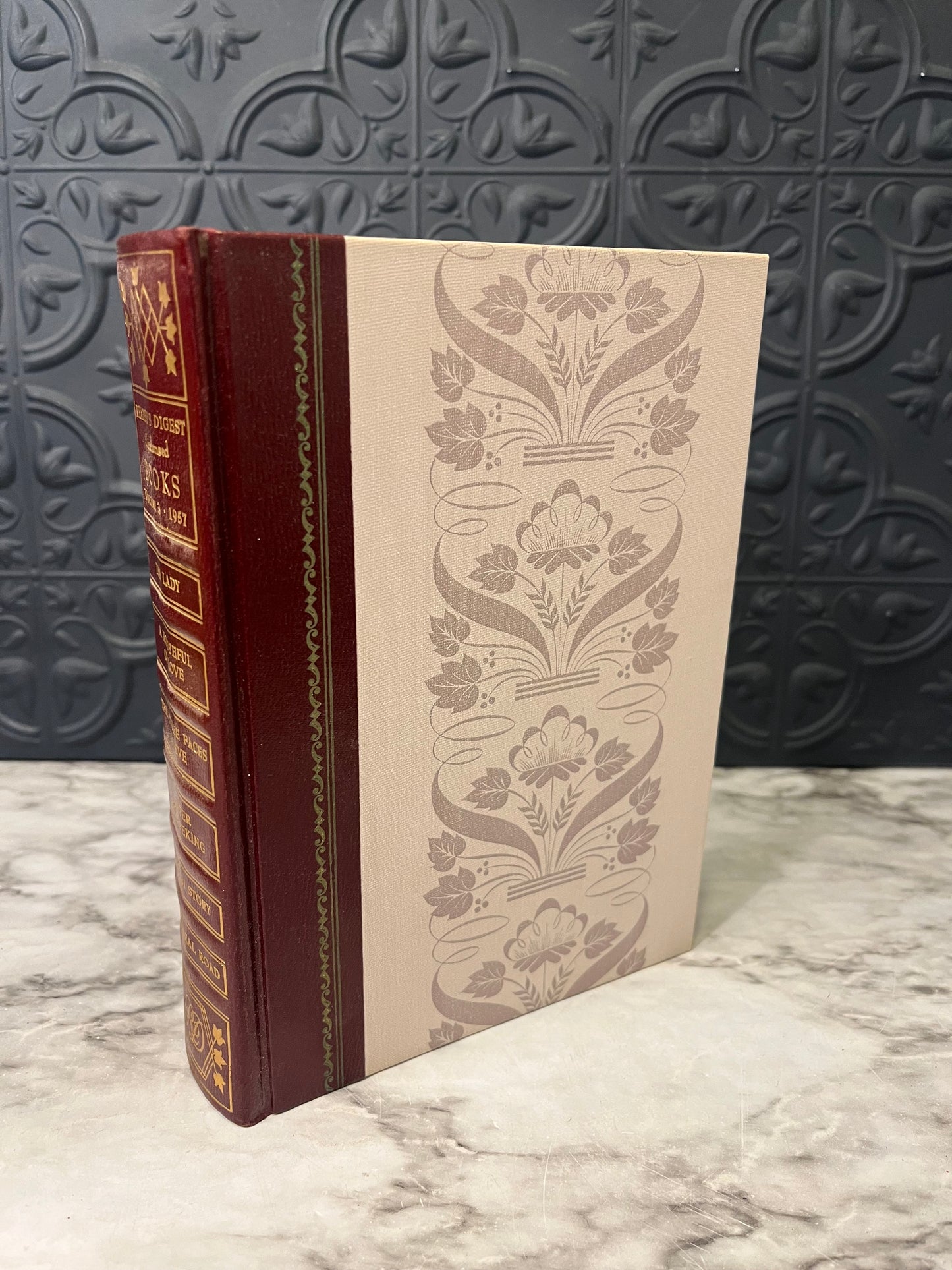 Readers Digest Vol. 3 1957 Red Spine