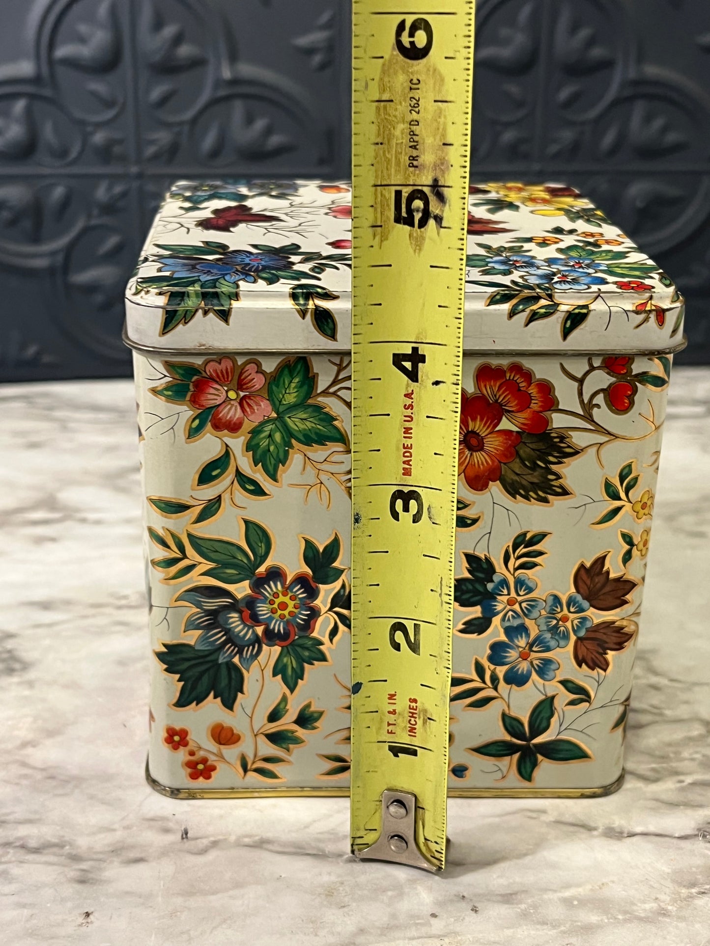 Daher Multicolor Floral Square tin
