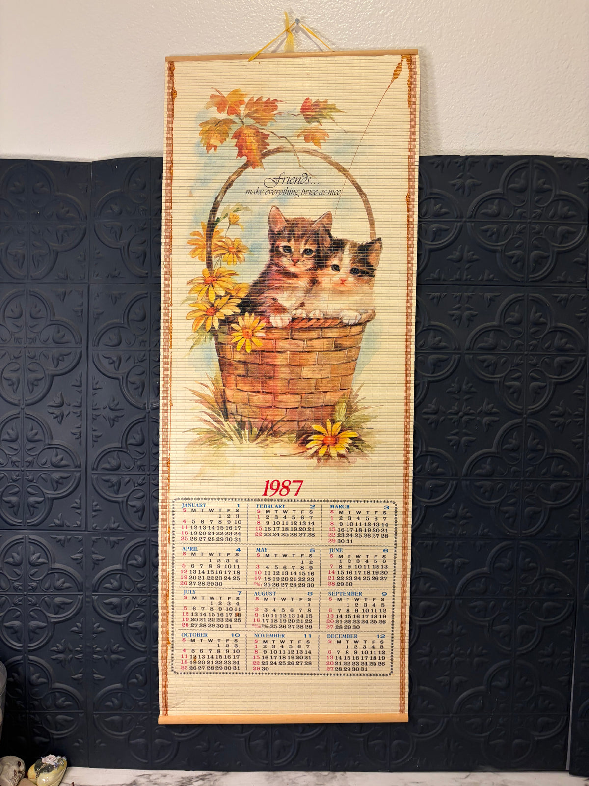 Vintage 1987 Woven wooden Calendar wall hanging