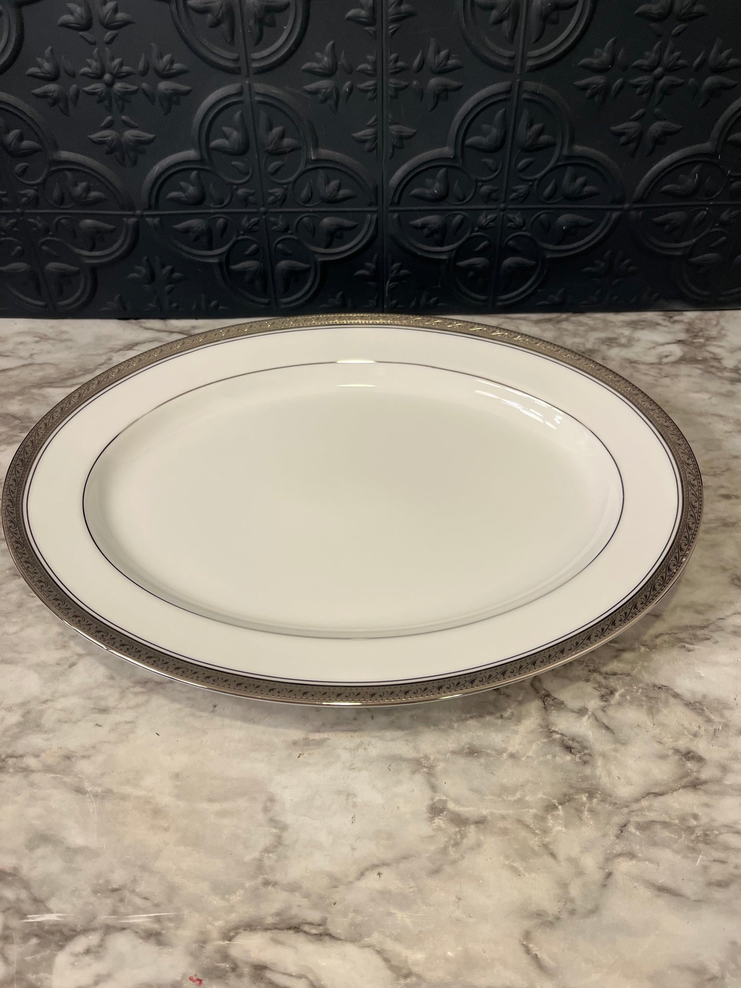 Noritake Crestwood Oval Serving Platter