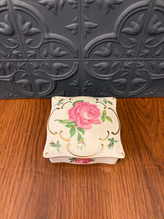 JapaneseTrinket box with Rose
