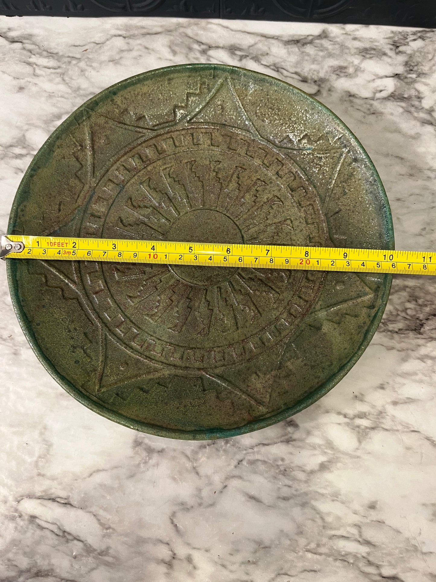 Stone Art Green Pottery Plate