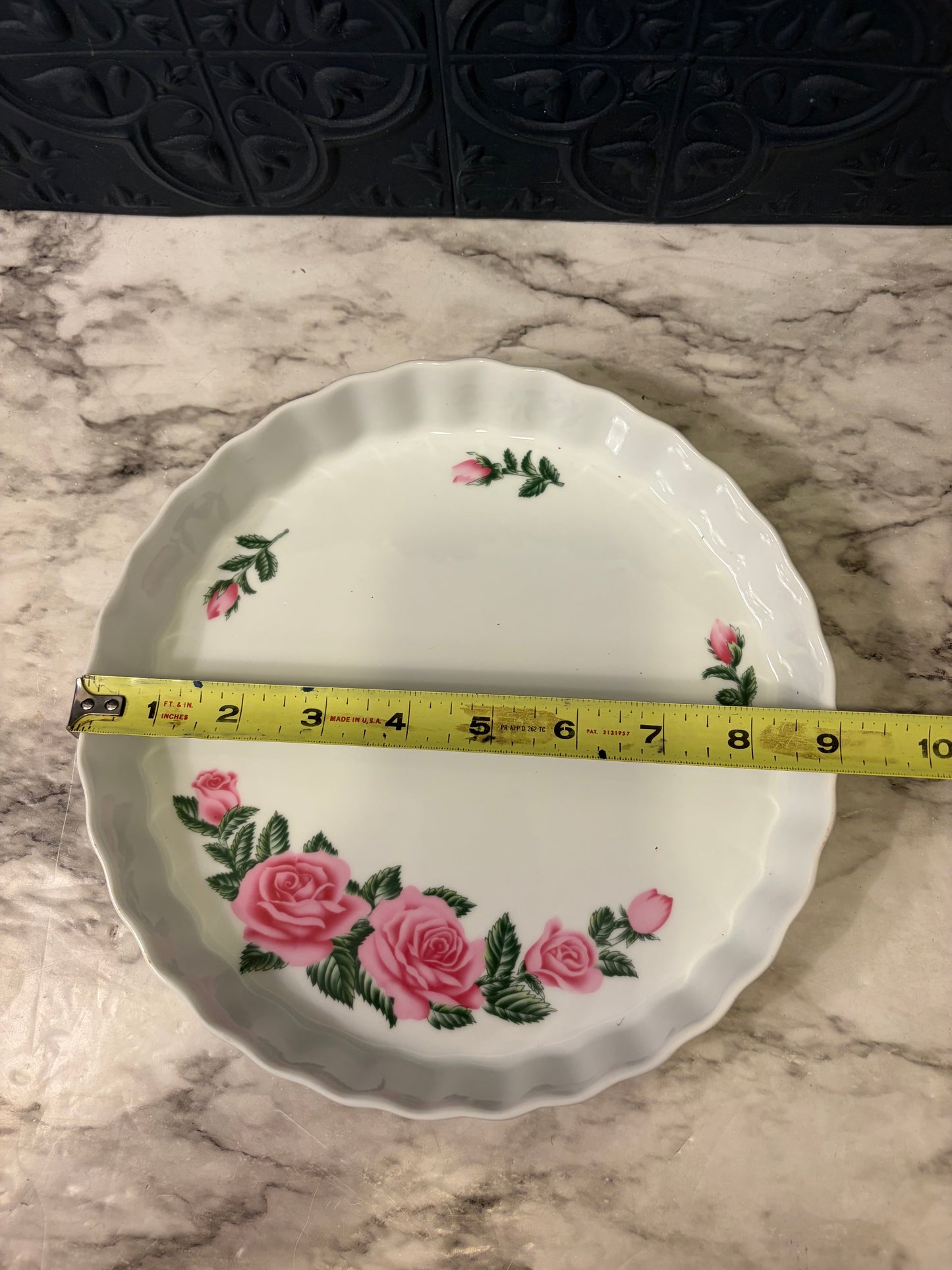 Christieholm Porcelain Pie Dish with Floral