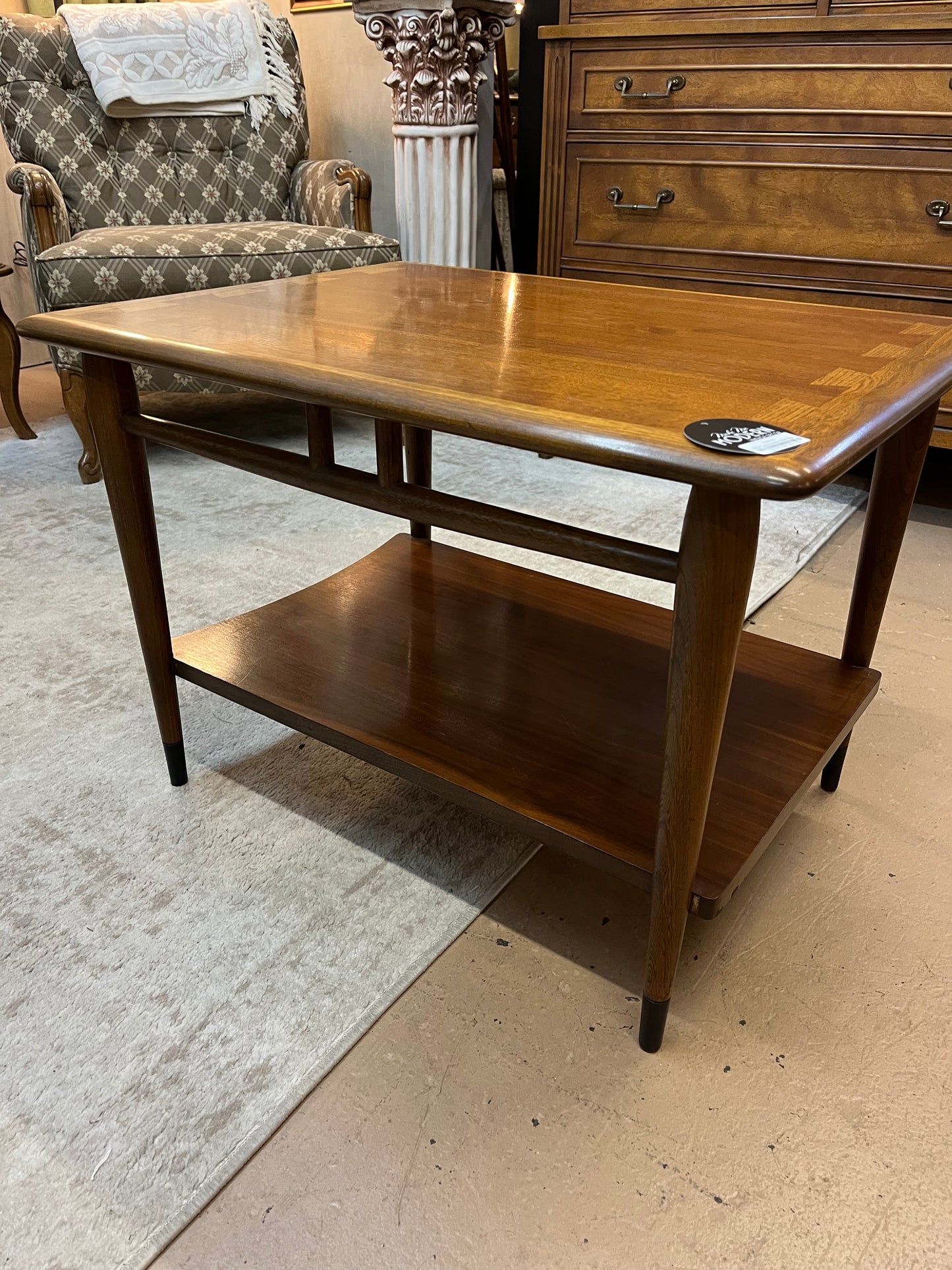 MCM Lane Acclaim Side Table Maple and Elm