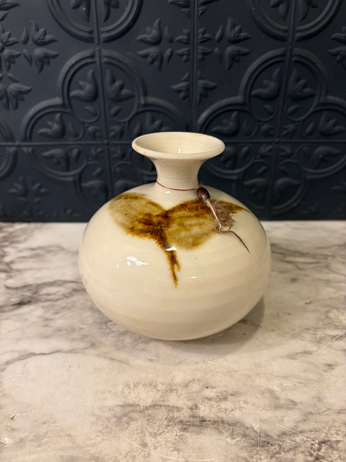 4.5" Cream Bud Vase Round with Narrow top Brown