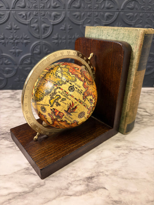 Globe Bookend with Brass - 1 only