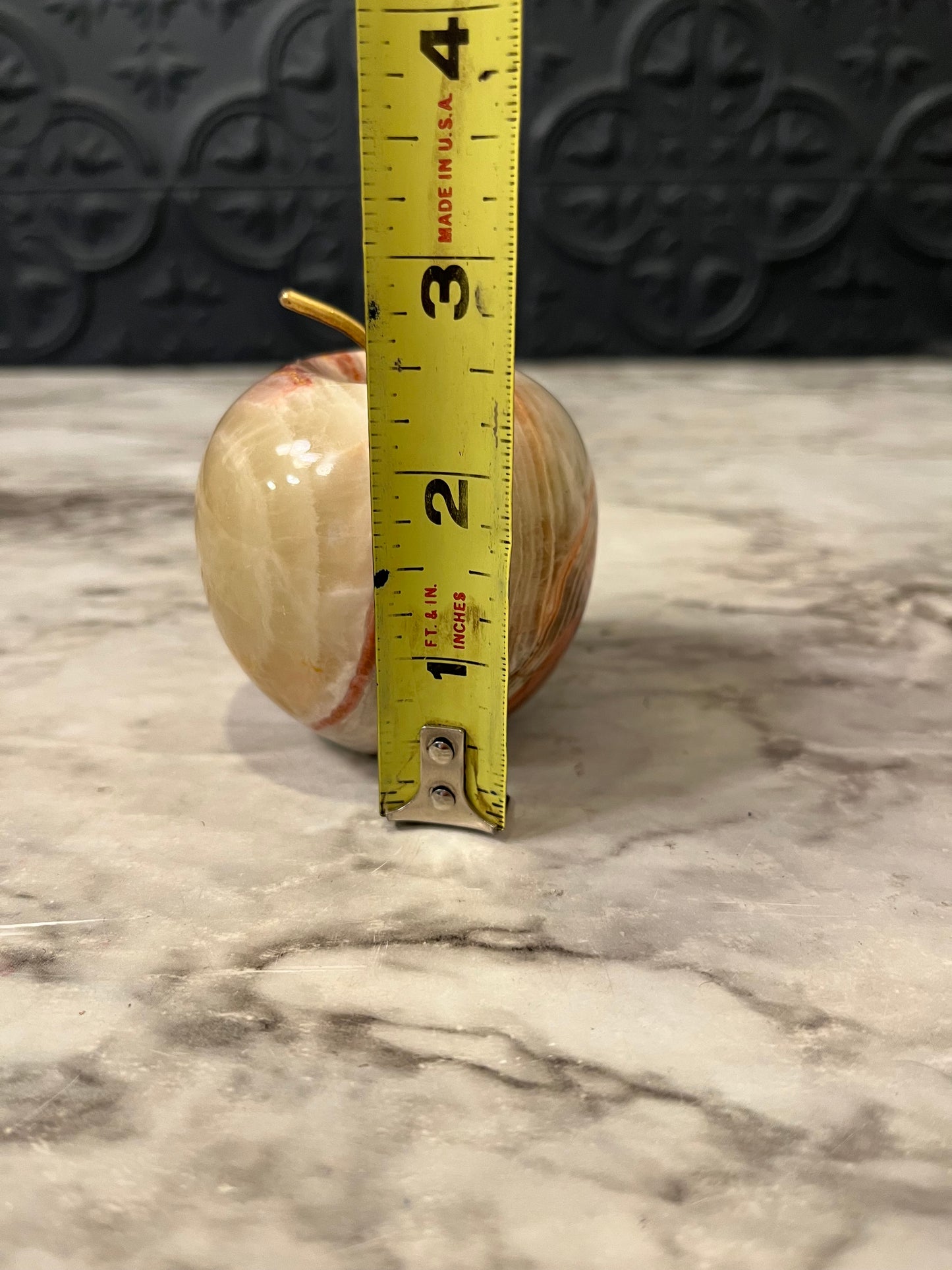 Onyx Apple