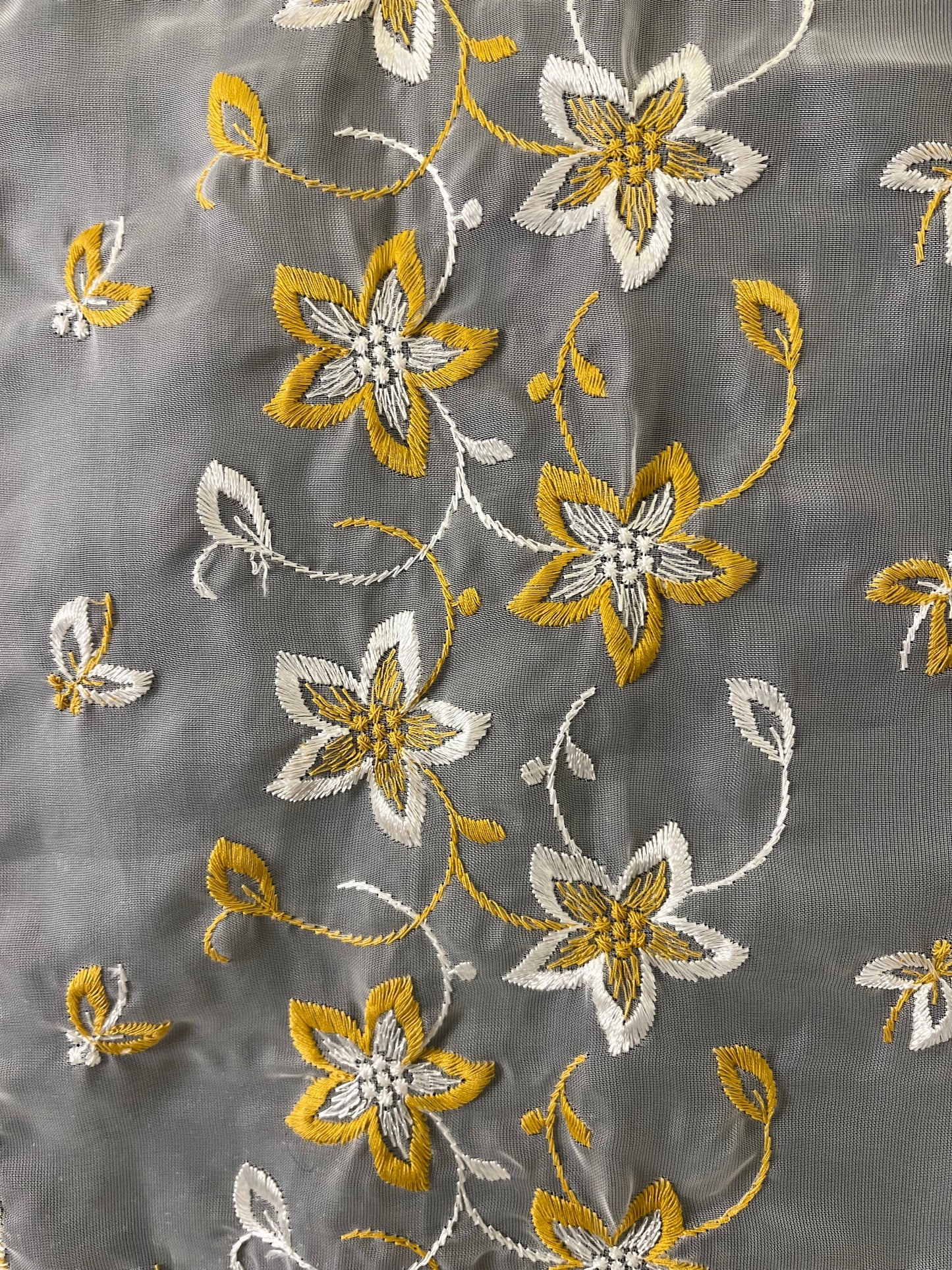 Organza silk emboidered runner with yellow