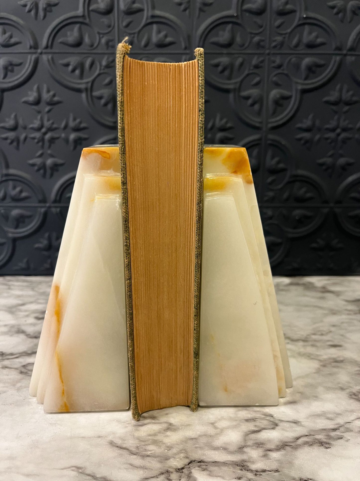 Onyx stone bookends