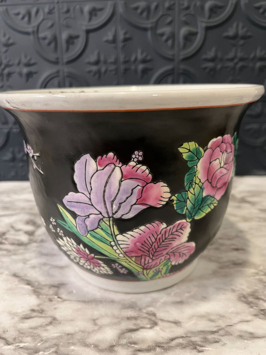 Black and pink floral chinoiserie pot