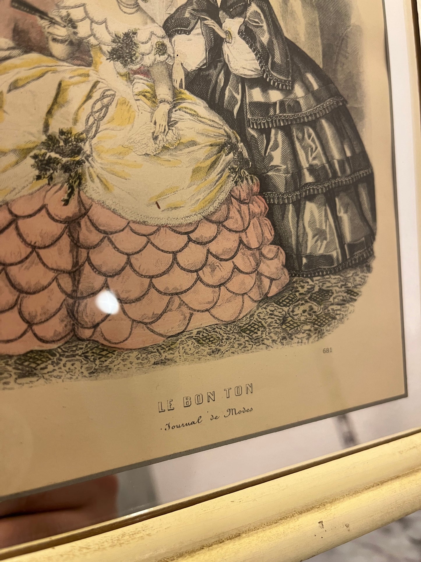 Le Bon Ton print with mirror